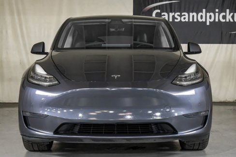 Used 2020 Tesla Model Y Long Range image 3