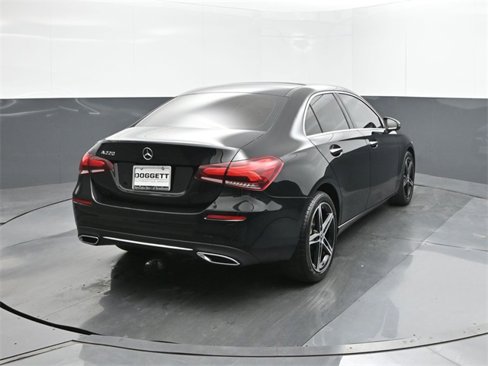 Used 2022 Mercedes-Benz A 220 image 11