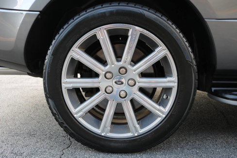 Used 2010 Land Rover Range Rover Supercharged image 37
