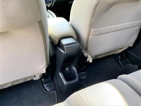 Used 2018 Honda HR-V EX image 29