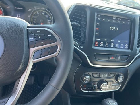 Used 2022 Jeep Cherokee Latitude Lux w/ Sun & Sound Group image 15