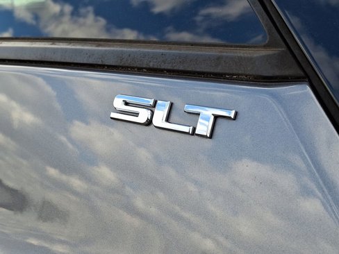 Used 2020 GMC Terrain SLT w/ Preferred Package image 32