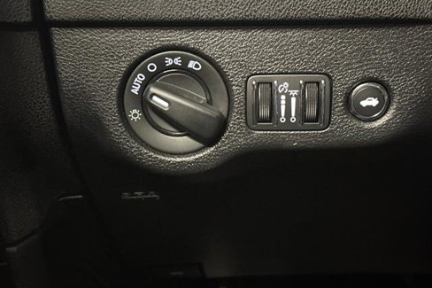 Used 2022 Dodge Charger SXT image 32