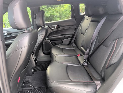 Used 2024 Jeep Compass Trailhawk image 29