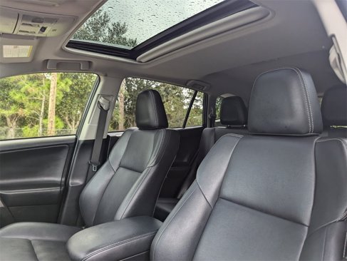 Used 2018 Toyota RAV4 Limited image 23