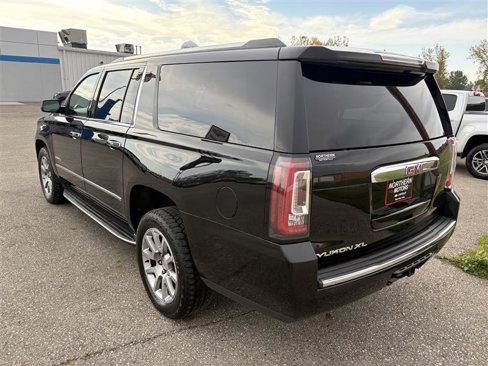 Used 2020 GMC Yukon XL Denali image 4