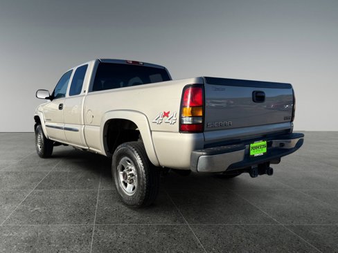 Used 2004 GMC Sierra 2500 SLE image 4