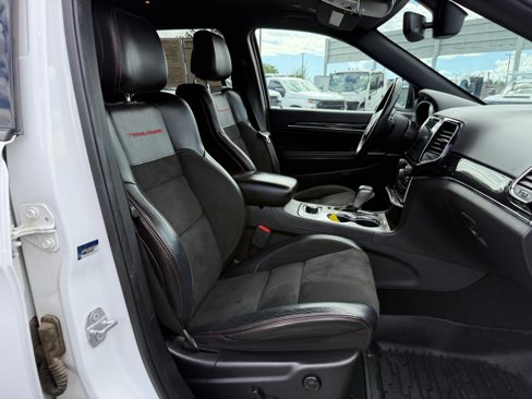 Used 2019 Jeep Grand Cherokee Trailhawk image 25