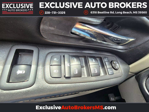 Used 2019 Dodge Grand Caravan SXT image 27