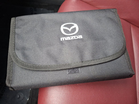 Used 2022 MAZDA MAZDA3 s image 25