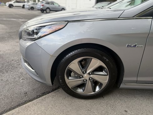 Used 2017 Hyundai Sonata Limited image 5