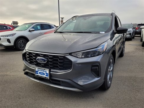 New 2025 Ford Escape ST-Line w/ Cold Weather Package image 3
