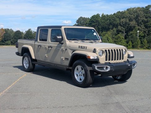 Used 2020 Jeep Gladiator Sport w/ Quick Order Package 24S image 1