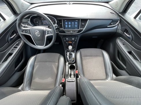 Used 2021 Buick Encore Preferred w/ Safety Package image 10