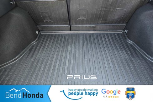 Used 2018 Toyota Prius Three Touring image 17