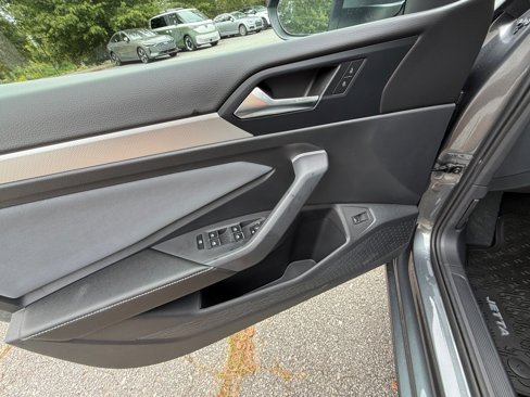 New 2026 Volkswagen Jetta SE image 32