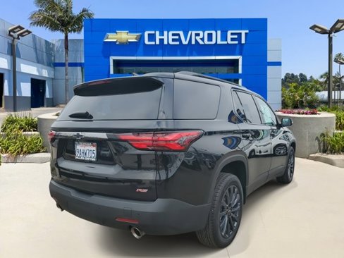 Used 2022 Chevrolet Traverse RS image 4