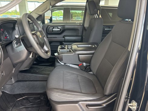 Used 2019 Chevrolet Silverado 1500 Custom w/ Custom Max Trailering Package image 6