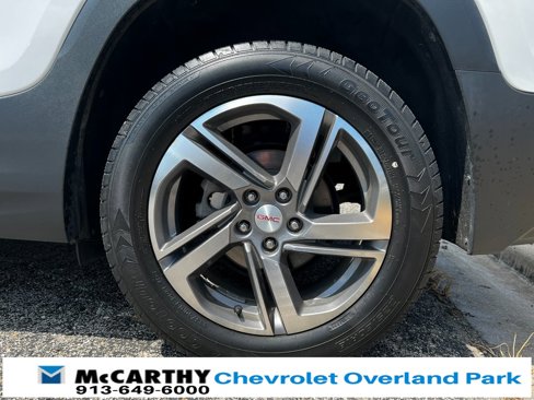 Used 2019 GMC Terrain SLT w/ Preferred Package image 8
