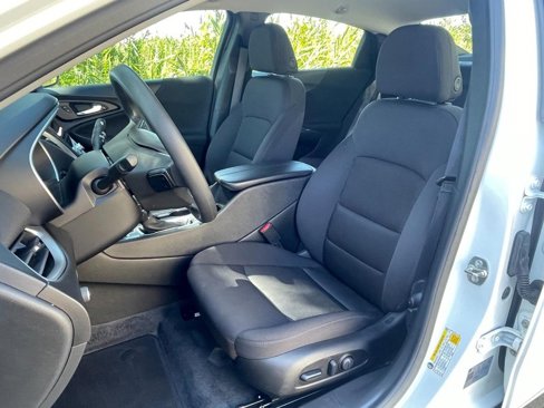 Used 2024 Chevrolet Malibu LT image 18