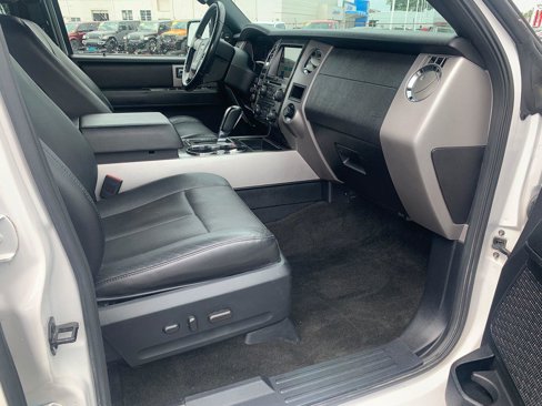 Used 2017 Ford Expedition Limited w/ Equipment Group 301A image 10