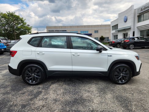 Used 2022 Volkswagen Taos S w/ IQ Drive S Package image 6
