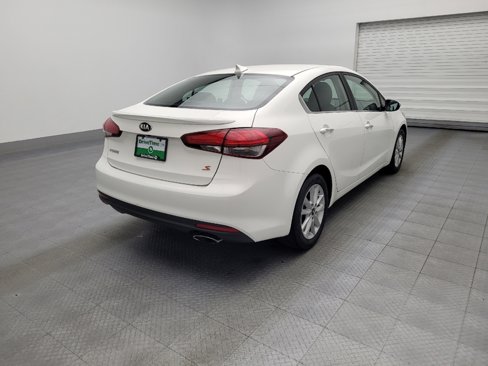 Used 2017 Kia Forte S w/ S Technology Package image 9