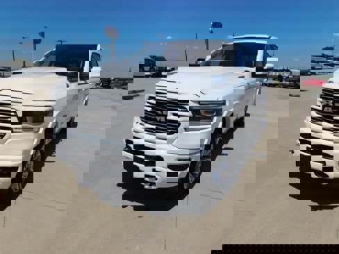Used 2022 RAM 1500 Laramie w/ Laramie Southwest Edition image 9