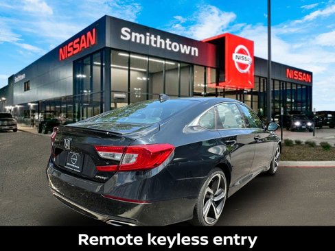 Used 2019 Honda Accord Sport image 6