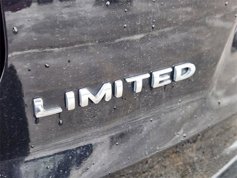 Used 2019 Ford Explorer Limited w/ Class III Trailer Tow Package image 8