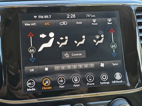 Used 2020 Jeep Grand Cherokee Limited w/ Trailer Tow Group IV image 23