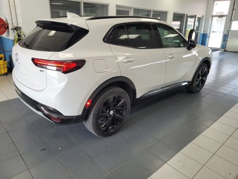 Used 2021 Buick Envision Essence w/ Sport Touring Package image 6