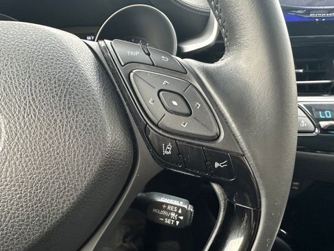 Used 2021 Toyota C-HR Nightshade image 21