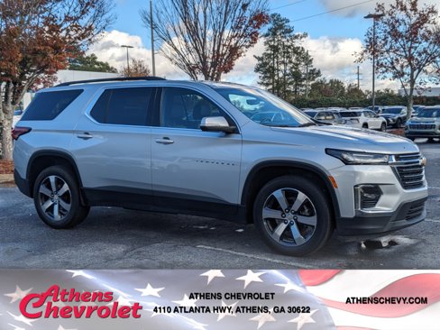 Used 2022 Chevrolet Traverse LT w/ LT Premium Package image 1