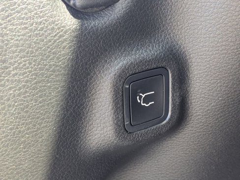 Used 2023 Jeep Compass Latitude w/ Sun and Sound Group image 35
