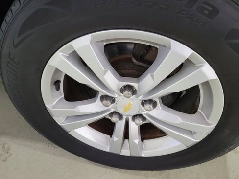 Used 2011 Chevrolet Equinox LS image 18