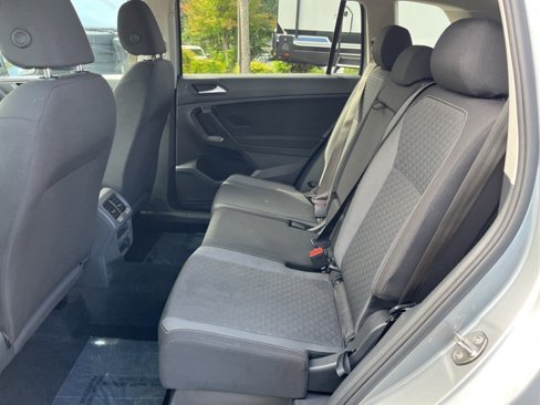 Certified 2021 Volkswagen Tiguan S image 9