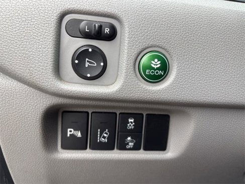 Used 2016 Honda Pilot Touring image 20