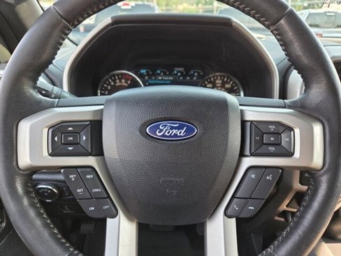 Used 2017 Ford F150 Lariat image 28