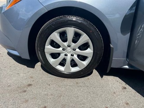 New 2025 Toyota Corolla LE image 27