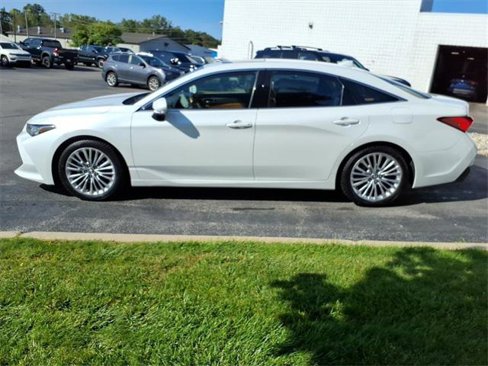Certified 2020 Toyota Avalon Limited w/ Advanced Safety Package image 21