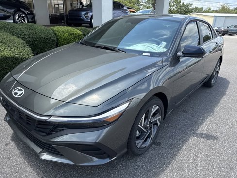 New 2025 Hyundai Elantra Sport image 1