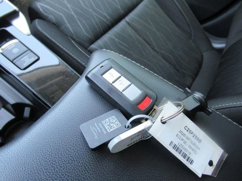 Used 2020 Mitsubishi Eclipse Cross SE image 31