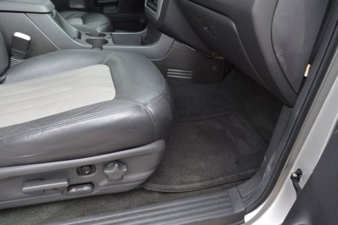 Used 2005 Mercury Mountaineer AWD image 24