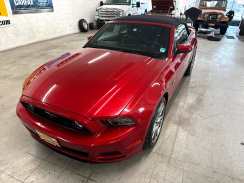 Used 2013 Ford Mustang GT Premium w/ Brembo Brake Pkg image 96
