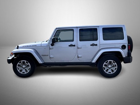 Used 2015 Jeep Wrangler Unlimited Rubicon w/ Connectivity Group image 8