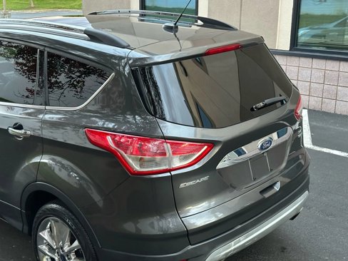 Used 2016 Ford Escape SE w/ SE Chrome Package image 13