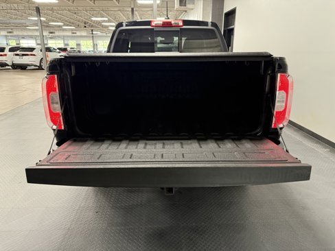 Used 2018 GMC Canyon Denali image 20