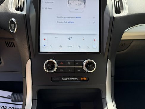Used 2022 Ford Edge SEL w/ Convenience Package image 26