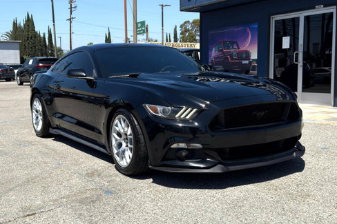 Used 2017 Ford Mustang GT w/ GT Performance Package image 5